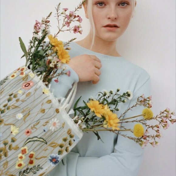 Zara Embroidered Floral Tote NWT - Picture 7 of 9